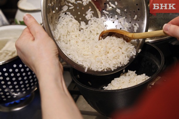 Кардиолог назвала рис в списке повышающих давление продуктов