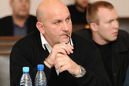 KIR_4080.jpg KIR_4080.jpg