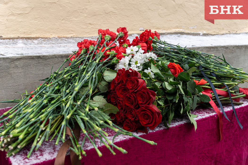В Сыктывкаре появится мемориальная доска в честь бойца СВО и бюст российскому геологу