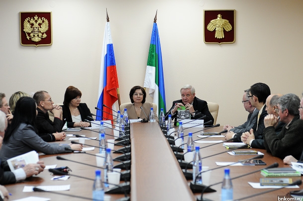 RET_8028.jpg RET_8028.jpg