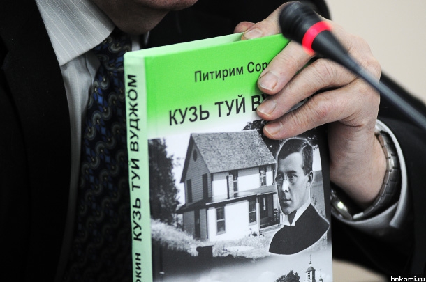 RET_8063.jpg RET_8063.jpg