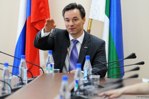 RET_2447.jpg RET_2447.jpg