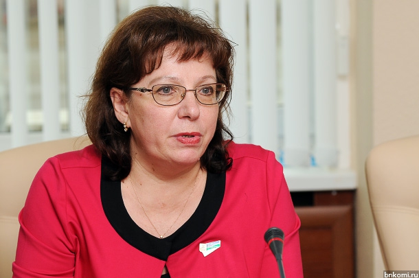 RET_2469.jpg RET_2469.jpg