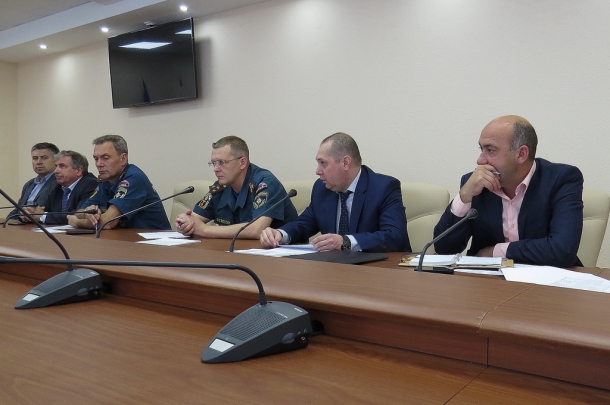 Tukmakov_rgroup_2.jpg Tukmakov_rgroup_2.jpg