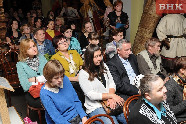 RET_8589.jpg RET_8589.jpg