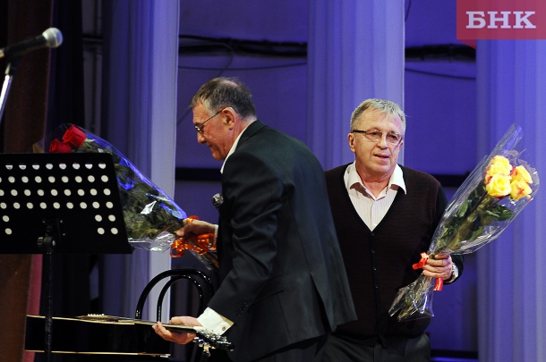 RET_9553.jpg RET_9553.jpg