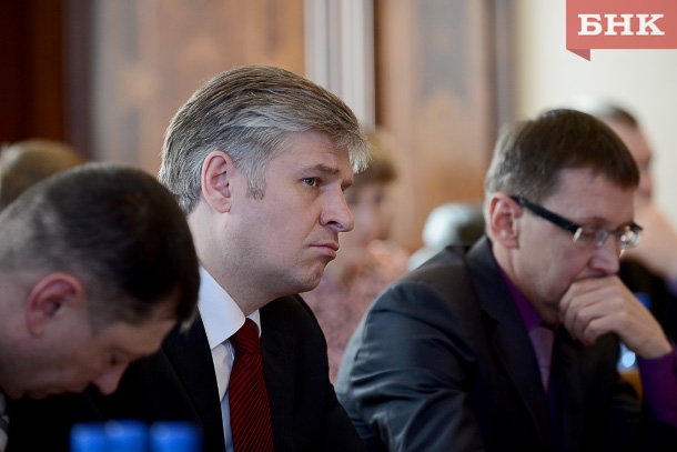 KIR_0121-smirnov-1.jpg KIR_0121-smirnov-1.jpg