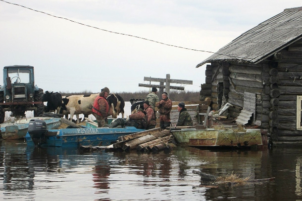 Krestovka_navodnenie-Ust-Zilma.jpg Krestovka_navodnenie-Ust-Zilma.jpg