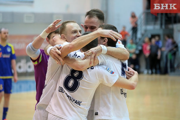 ANT_4559.jpg ANT_4559.jpg