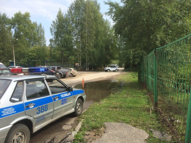 В Сыктывкаре оцеплено здание ДЮСШ «Юность»