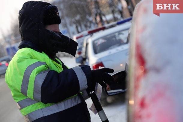 В Сыктывкаре пьяный водитель на «Ниве» стал виновником ДТП