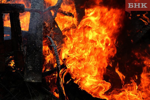 В Прилузье горел частный жилой дом