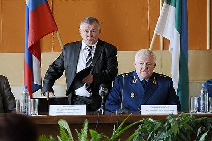 KIR_2924.jpg KIR_2924.jpg