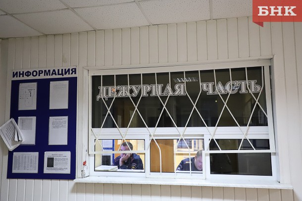 Жители Ухты и Усть-Цильмы пришли в полицию с отвертками и гаечными ключами