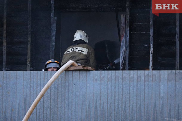 На пожаре под Сыктывкаром погиб мужчина