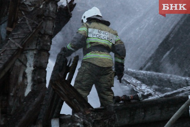 В Воркуте на пожаре погиб мужчина