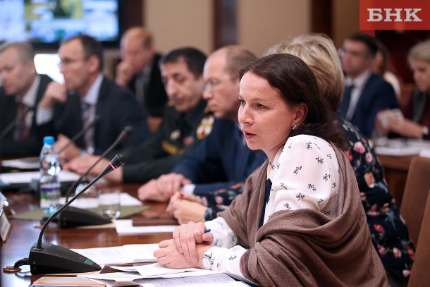 Татьяна Козлова утверждена на должность уполномоченного по правам ребенка в Коми