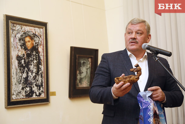 BOB_1819.jpg BOB_1819.jpg