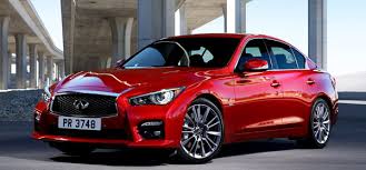 Автомобиль INFINITI Q50: плюсы и особенности 