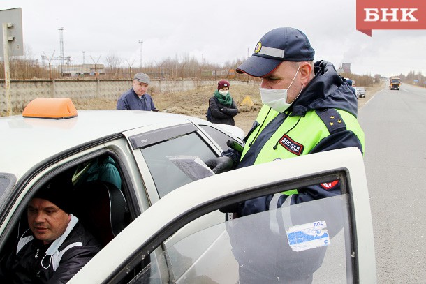 Сыктывкарский таксист потерял «шашечки» в рейде ГИБДД