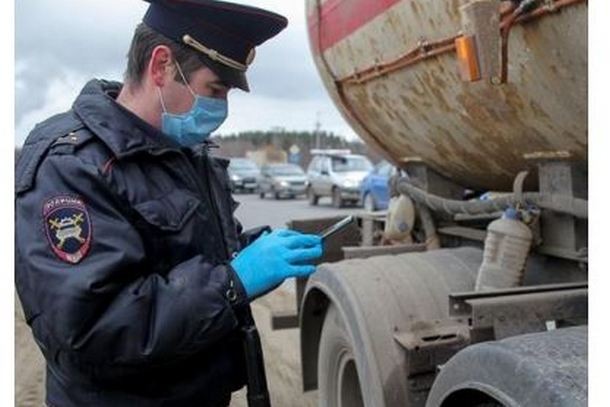 Автоинспекторам в Сыктывкаре попался подозрительный грузовик с пропаном