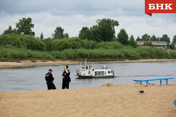 BOB_0213.jpg BOB_0213.jpg