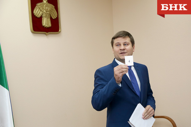 BOB_7649.jpg BOB_7649.jpg