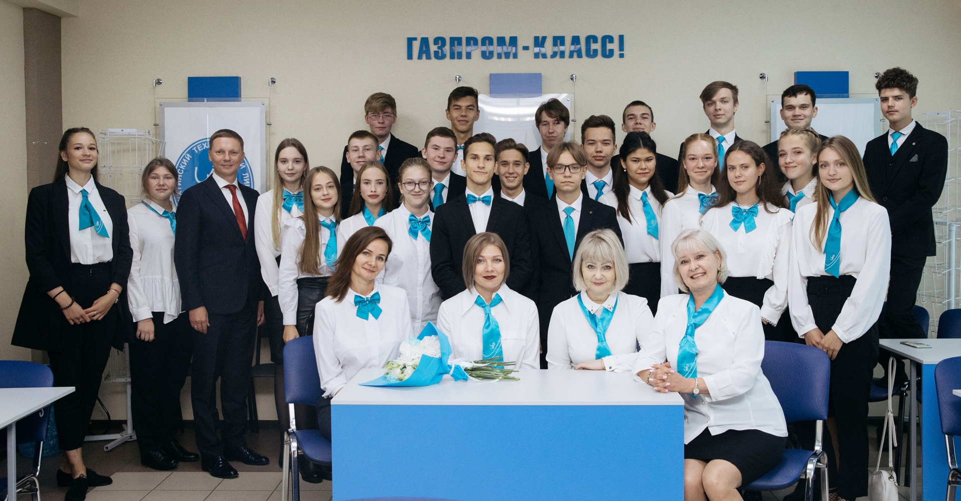 1-sentyabrya-gazprom-klass-foto-M.-Sivakova-11.jpg