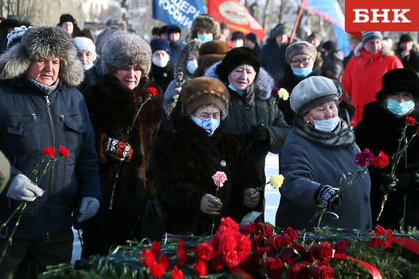 BOB_8881.jpg BOB_8881.jpg