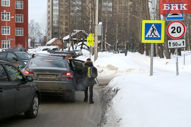 За год в Коми 77 детей - пассажиров пострадали в автоавариях
