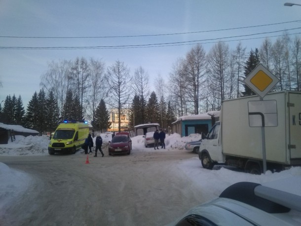 Шестилетний мальчик попал в больницу после ДТП в Сыктывкаре 