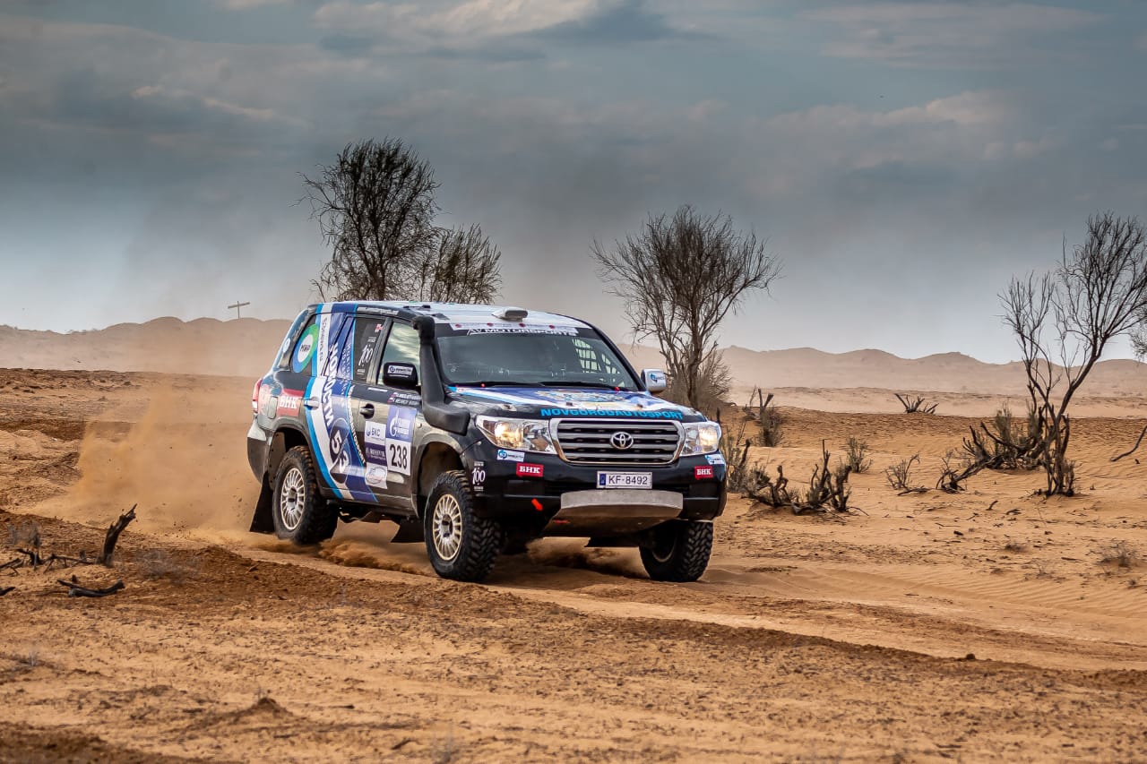 aXQ1JP8L5KA.jpg aXQ1JP8L5KA.jpg