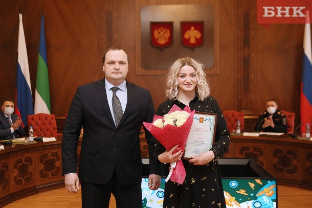 Лучшими дружинниками Коми в этом году стали женщины