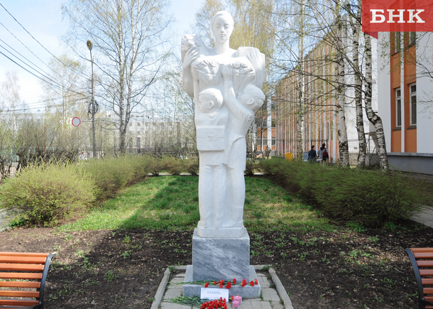 
БНК призывает присоединиться к акции памяти жертв трагедии в Казани