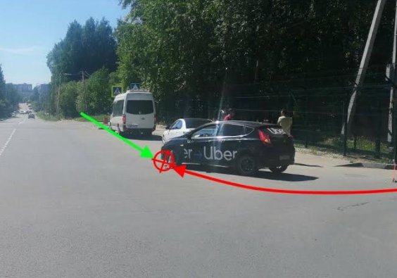 В Сыктывкаре таксист сбил велосипедиста