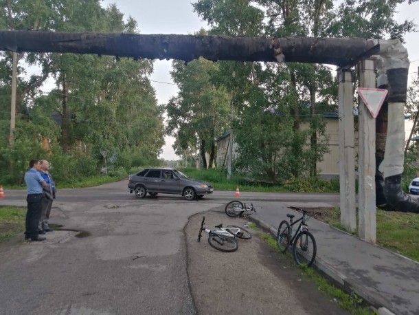 В Емве сбили юную велосипедистку