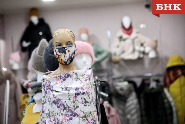 В Вуктыле оштрафовали продавца за работу без маски
