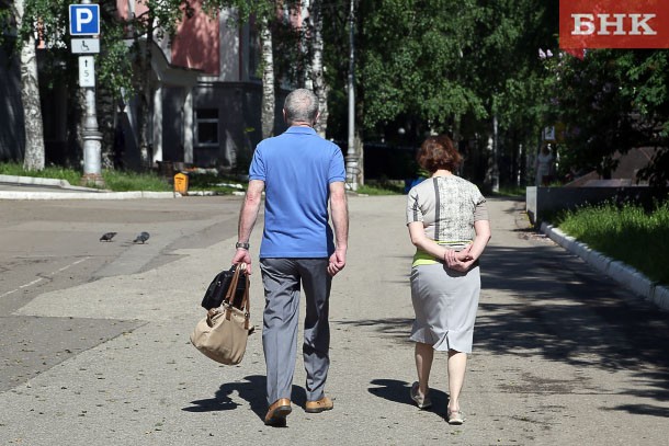 Российским пенсионерам выплатят по десять тысяч рублей 2 сентября