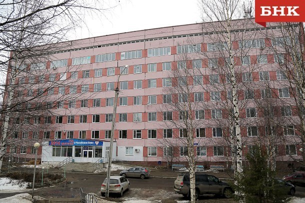 В Эжвинской горбольнице сменили главного врача