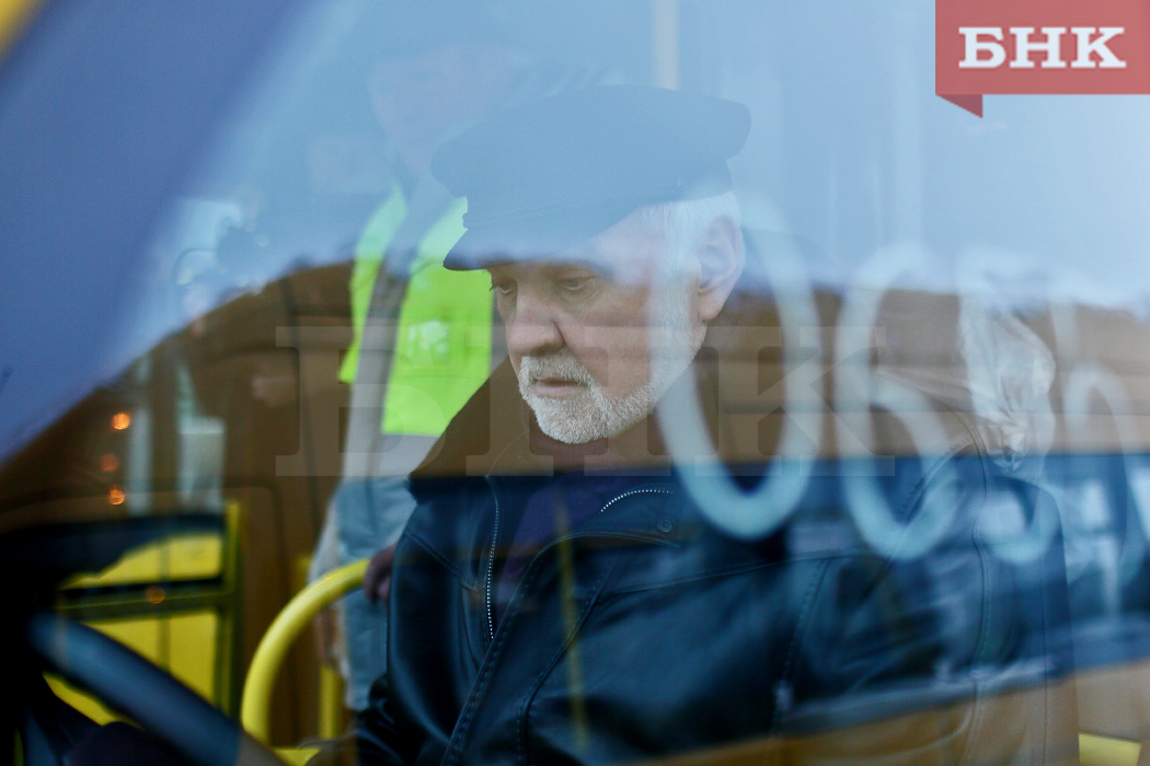 BOB_9951.jpg BOB_9951.jpg