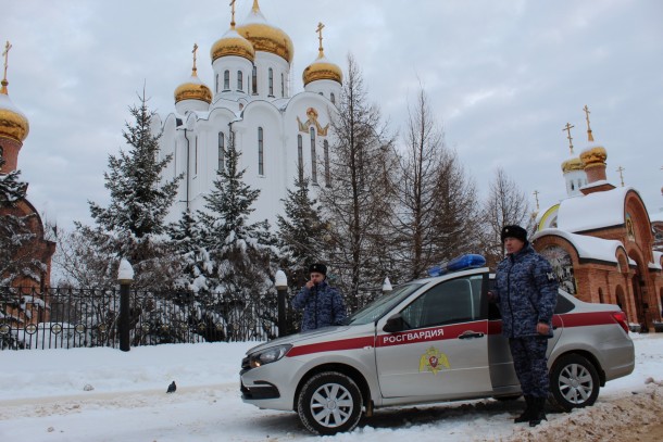 В Сыктывкаре настоятелям епархии понадобилась защита Росгвардии