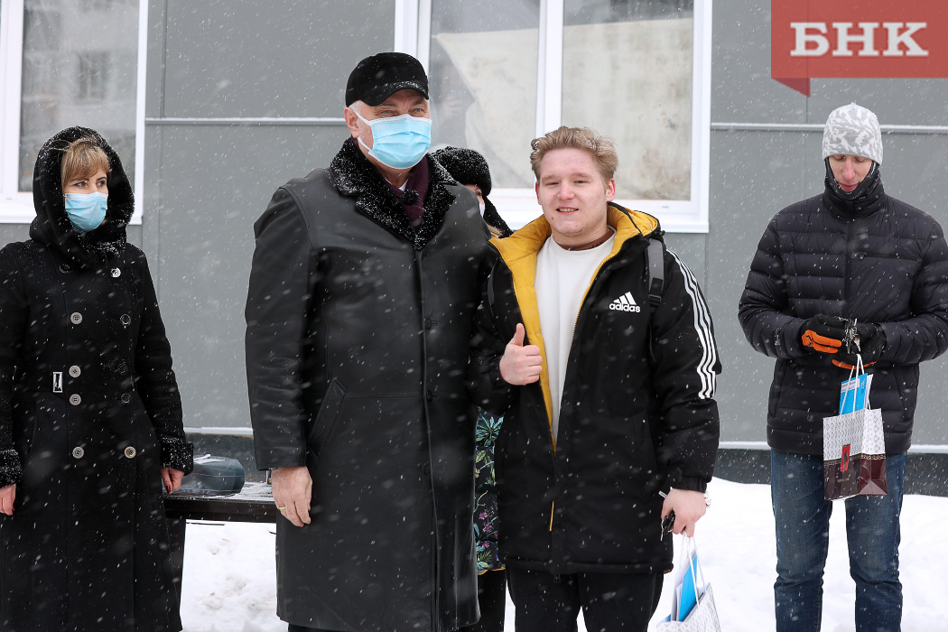 BOB_5384.jpg BOB_5384.jpg