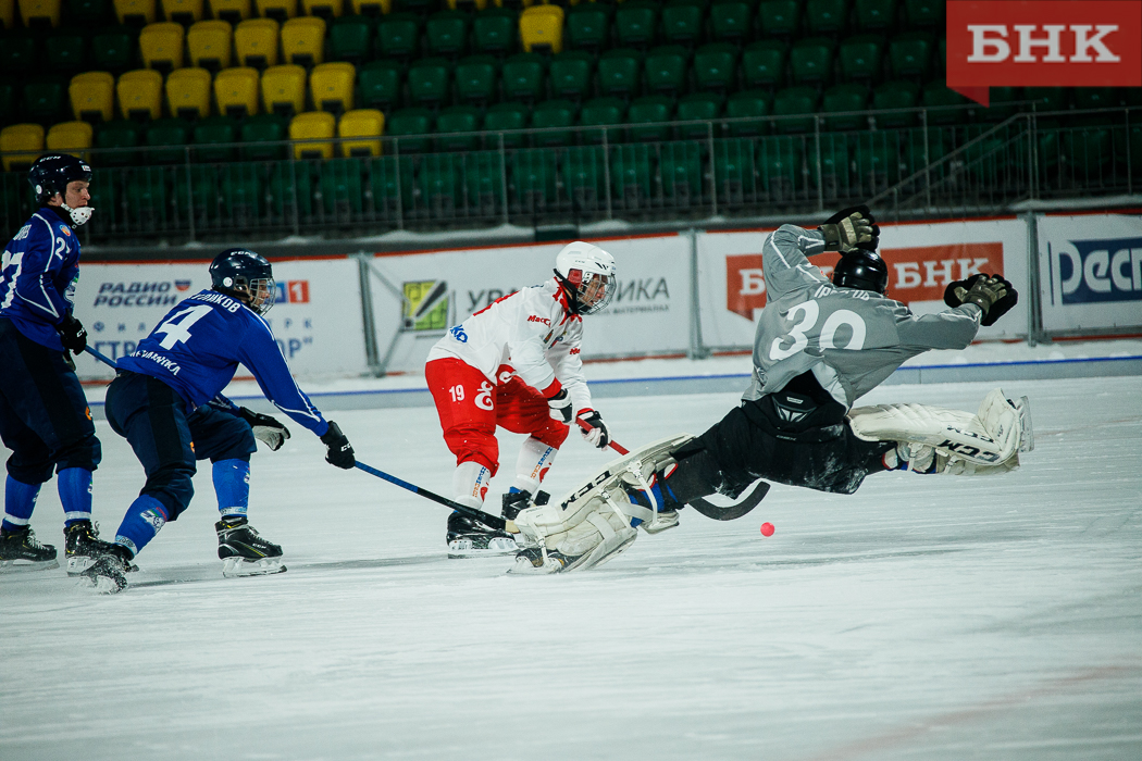 Трансферы хоккей с мячом суперлига. Русский хоккей. Матч по хоккею. Российская хоккейная Суперлига.