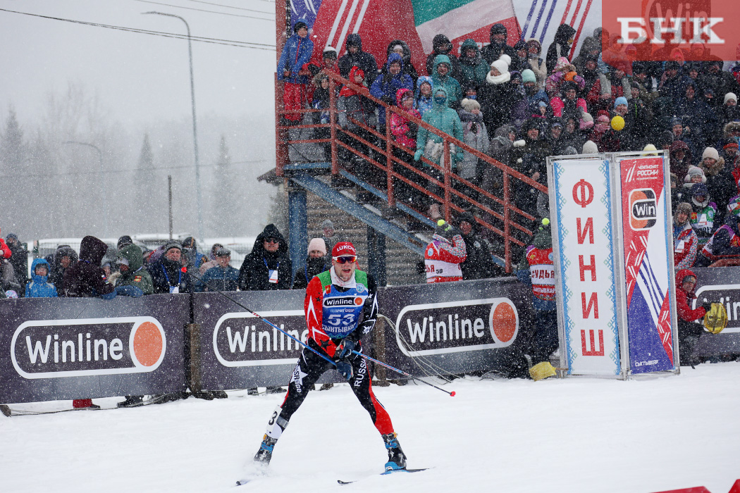 чемпионат россии по лыжным гонкам в сыктывкаре. лыжные гонки. олимпийцы россии. сыктывкар соревнования лыжные гонки 2022. лыжные гонки сыктывкар 2024.