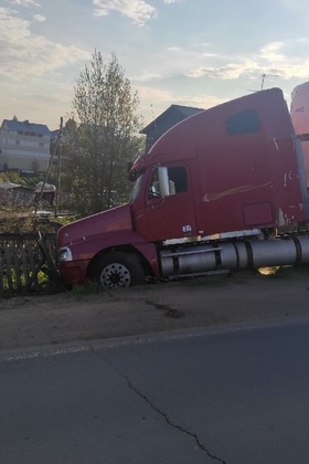 В Сыктывкаре водитель погиб под колесами своего автомобиля