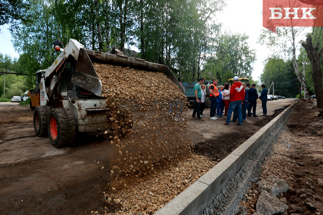 BOB_1833.jpg BOB_1833.jpg