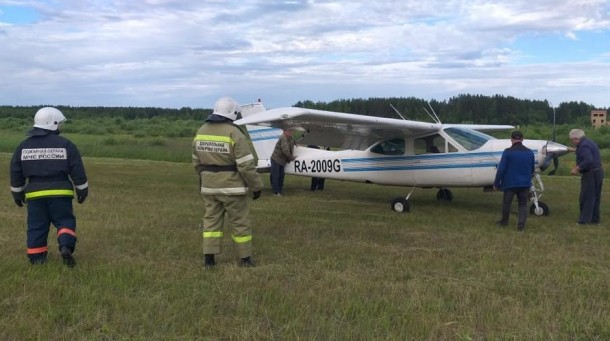 Прокуратура выясняет причины инцидента с самолетом в аэропорту Ухты