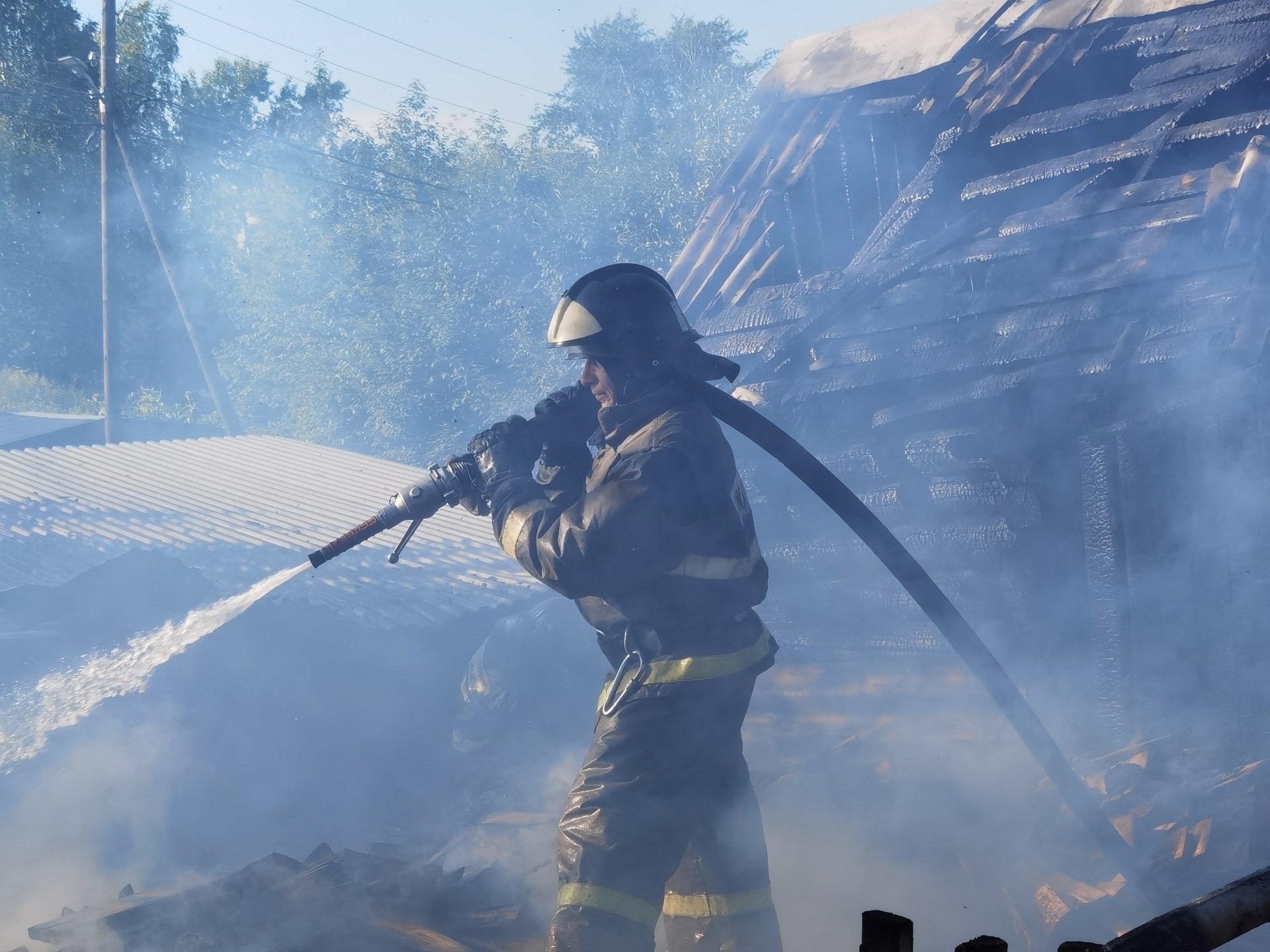 poghar4.jpg poghar4.jpg