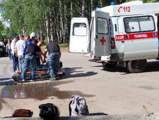 Подросток на мопеде устроил ДТП в Эжве