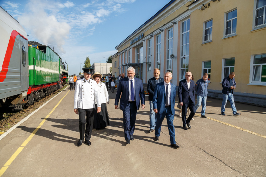 Владимир Микунь